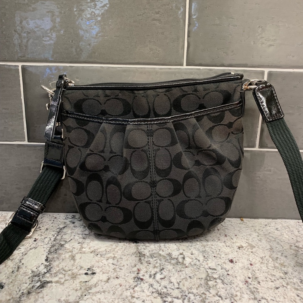 Coach crossbody!!